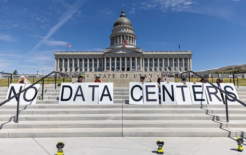 Stratos Data Center Cuts Utah Plan as Water Backlash Tests AI Infrastructure Growth